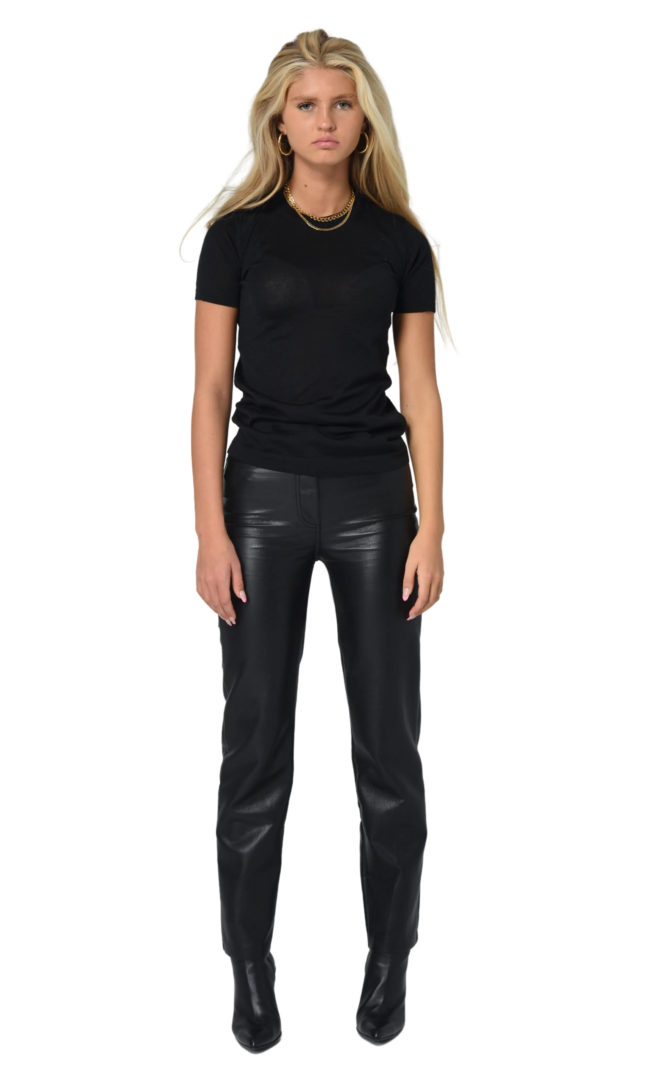 BLACK T-SHIRT