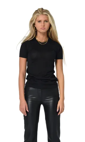 BLACK T-SHIRT