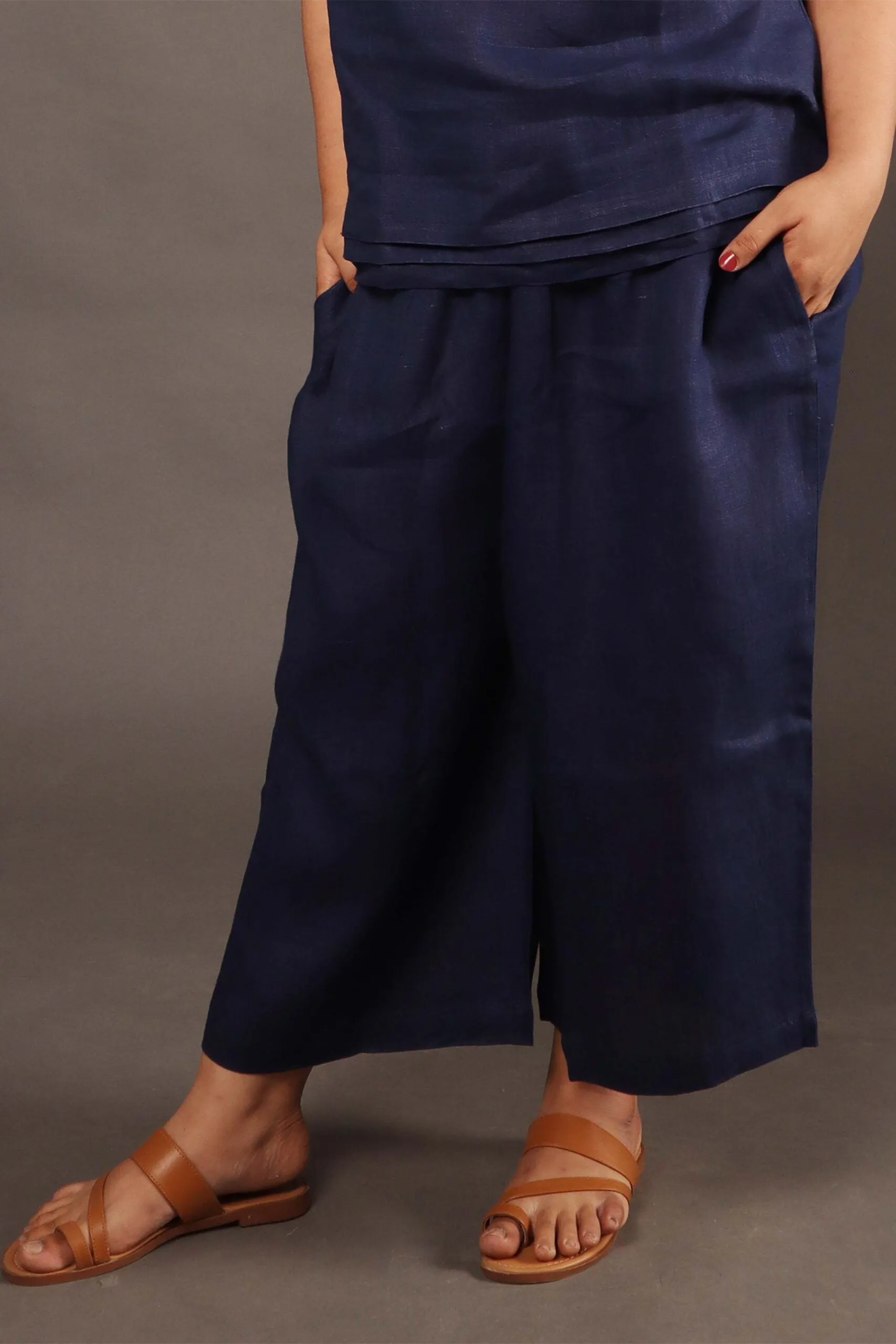 Navy Blue Cropped Wide Leg Pants
