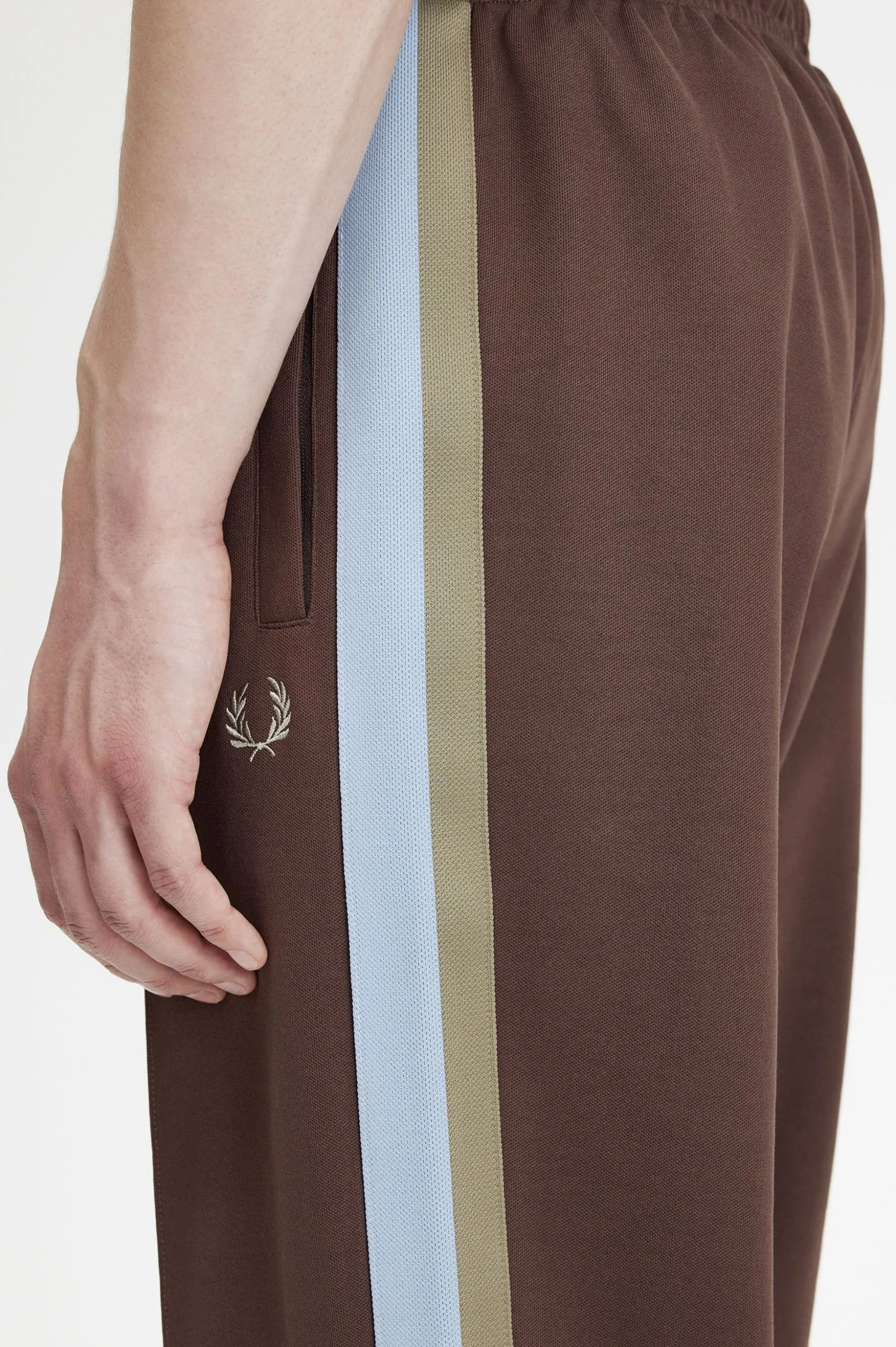 TAPE DETAIL TRACK PANT